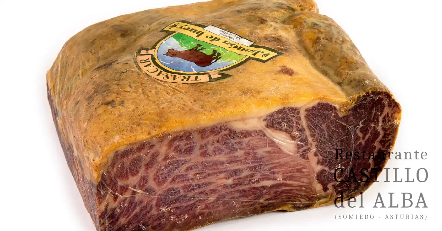 En Restaurante Castillo del Alba nos enorgullece ofrecer productos de alta calidad, proximidad y sostenibilidad